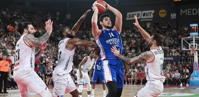 Basketbol-Super-Ligi039nde-Anadolu-Efes-16-sampiyonlugunu-elde-etti.jpg