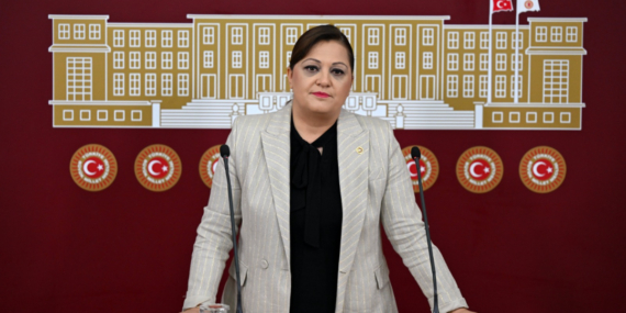 CHP'li Burcu Köksal: Kaçak kursların önünü iktidar açtı