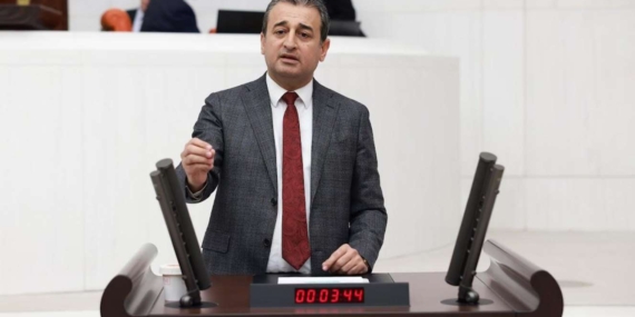 CHP'li Burhanettin Bulut'tan 'değişim' açıklaması: Ateşe odun taşıyamaz