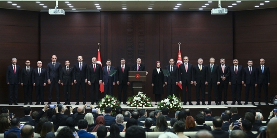 Cumhurbaşkanlığı Kabinesi'nin yeni bakanlarından teşekkür mesajı