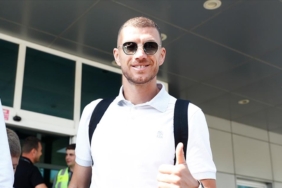 Edin-Dzeko-Fenerbahce-icin-Istanbul039a-geldi.jpg