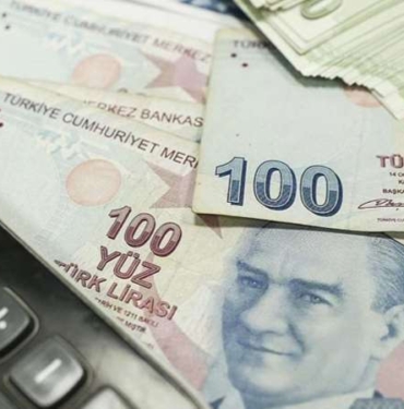 Ekonomist-Hamza-Yardimcioglu039ndan-Cumhuriyet-TV039de-asgari-ucret-degerlendirmesi-039Ekmekten-bile.jpg
