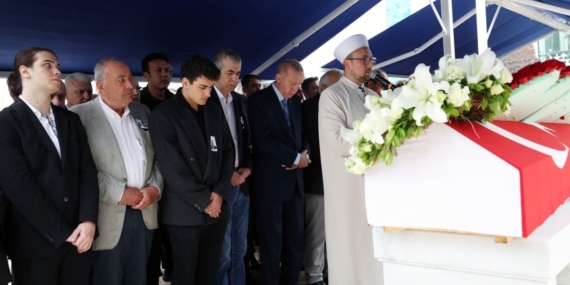 Erdoğan, Mehmet Barlas’ın cenaze törenine katıldı