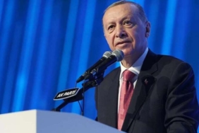 Erdogan-ihracatcilar-bulusmasinda-Muhalefeti-hedef-aldi-039dolar-zenginleri039-alkisladi.jpg