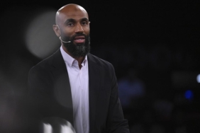 Eski-Malili-futbolcu-Frederic-Kanoute-irkcilikla-mucadelenin-onemine-dikkati-cekti.jpg