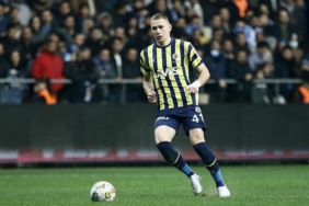 Fenerbahce039nin-vazgecilmezi-Szalai.jpg