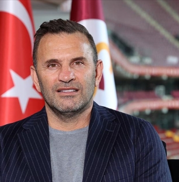Galatasaray-Teknik-Direktoru-Buruk039tan-Icardi-ve-Rashica039yla-ilgili-aciklama.jpg