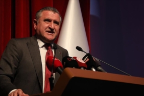 Genclik-ve-Spor-Bakani-Bak-Turkiye-Yuzyili-genclerin-yuzyili-olacak.jpg