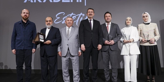 İbn Haldun Akademi Ödülleri sahiplerini buldu