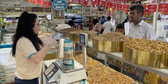 İç Anadolu'da arife günü alışveriş yoğunluğu