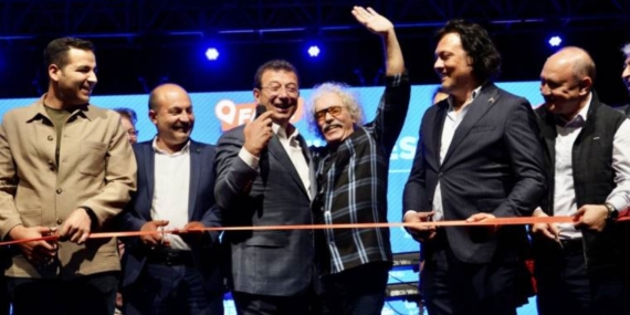 İmamoğlu: Size yakışan burayı terk etmemekti, süreç yeni başlıyor
