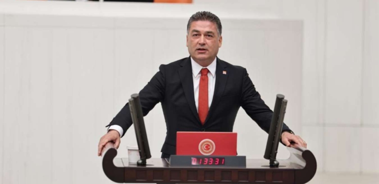 Kirik-pistte-can-pazari-CHP039li-Servet-Mullaoglu-Yurttaslari-riske-atmayin.jpg