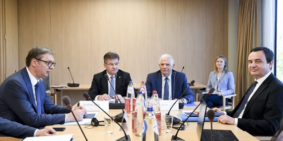 Kosova ve Sırbistan'ın liderleri, Brüksel'de bir araya gelecek