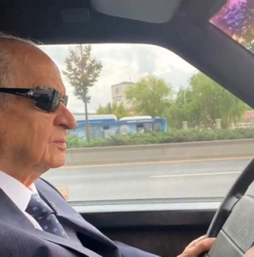 MHP039den-dikkat-ceken-Bahceli-videosu-Bu-bana-yeter.jpg