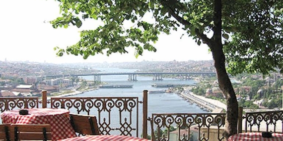 Manzarası ferah, çayı demli olsun