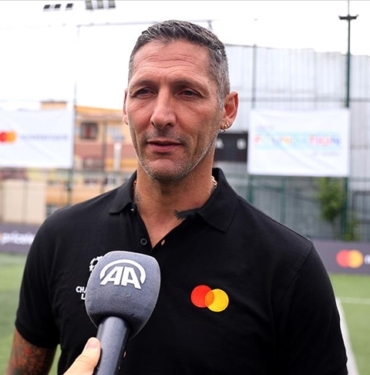 Marco-Materazzi-Hakan-Calhanoglu-iki-yildir-Inter039in-en-iyi-oyuncularindan.jpg