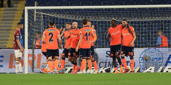 Medipol Başakşehir, Trabzonspor'u 3-1 mağlup etti
