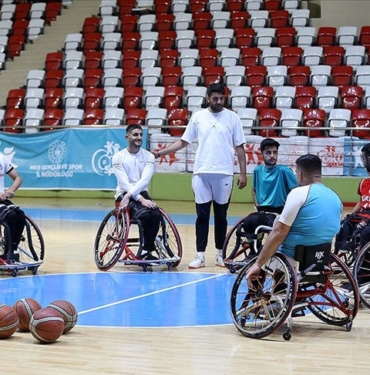 Mus039ta-engelli-basketbol-takimi-20-yillik-Super-Lig-hayaline-kavustu.jpg