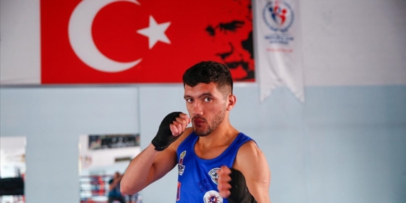 Şampiyon muaythai sporcusu, yeni başarılar için çalışıyor