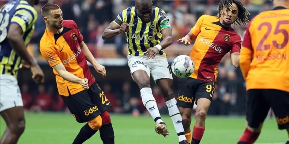 Şampiyonluğu garantileyen Galatasaray, derbide Fenerbahçe'yi ağırlıyor