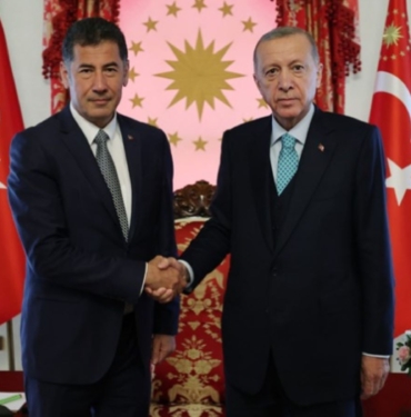 Sinan-Ogan039dan-dikkat-ceken-039Mehmet-Simsek039-paylasimi-Erdogan039a-destek-vermemizin.jpg