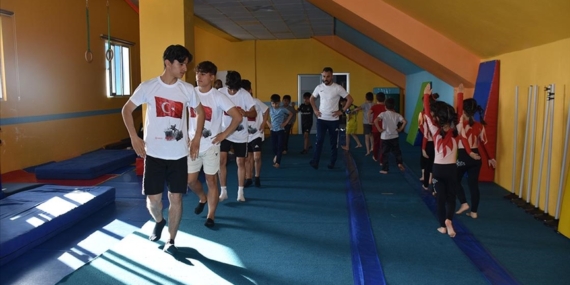 Şırnaklı sporcular, cimnastikte milli takıma girmek için çalışıyor