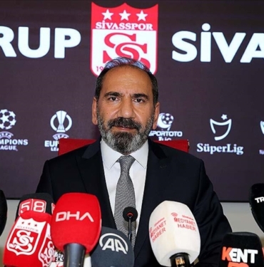 Sivasspor-Kulubu-Baskani-Otyakmaz-baskanliga-yeniden-adayligini-acikladi.jpg