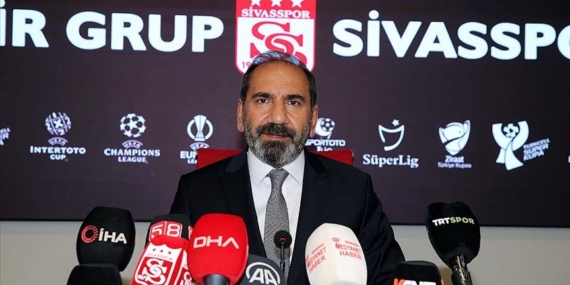 Sivasspor Kulübü Başkanı Otyakmaz, başkanlığa yeniden adaylığını açıkladı