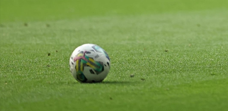 Super-Lig039de-yerli-futbolcularin-oynama-orani-yuzde-291039de-kaldi.jpg