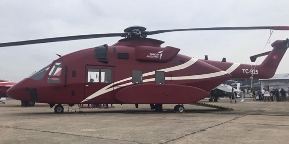 Türkiye'nin yeni helikopteri T925 ilk kez vitrine çıktı