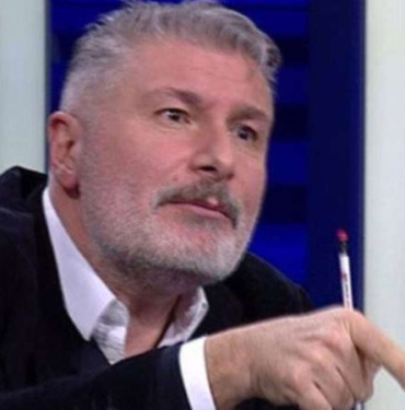 Tutuklanmadan-once-Yanardag039a-tepki-gosteren-IYI-Partili-Bahadir-Erdem-Hic.jpg
