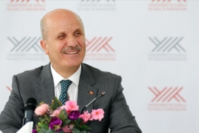 YOK-Baskani-Ozvar-Universiteye-giris-sinavinin-kaldirilmasina-iliskin-bir-calisma.jpg