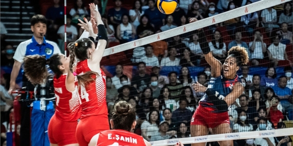 "Filenin Sultanları", FIVB Milletler Ligi'nde iki hafta sonunda 3. sırada yer aldı
