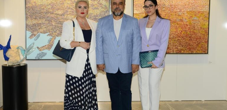 ‘Dun-Bugun-ve-Yarin-sergisi-Zorlu-PSMde.jpg