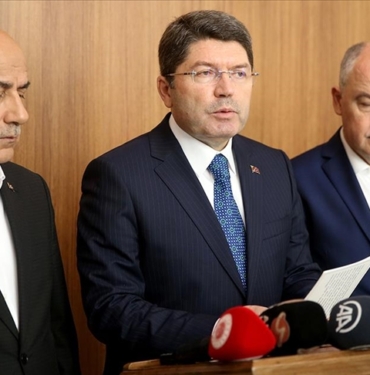 Adalet-Bakani-Tunc-Deprem-bolgesinde-118-muteahhit-192-yapi-sorumlusu.jpg