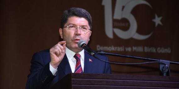 Adalet Bakanı Tunç: Hedefimiz demokratik anayasayla yolumuza devam etmek