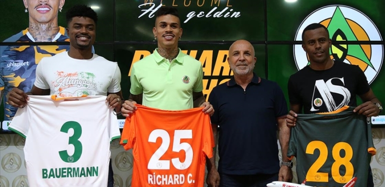 Alanyaspor039dan-3-yeni-transfer.jpg
