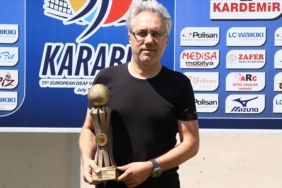 Avrupa-Sampiyonasi039na-damgasini-vuran-isitme-engelli-voleybolcular-dunya-arenasina-yoneldi.jpg