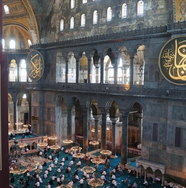Ayasofya-i-Kebir-Cami-i-Serifi039nin-ibadete-acilmasinin-ucuncu-yil-donumu.jpg