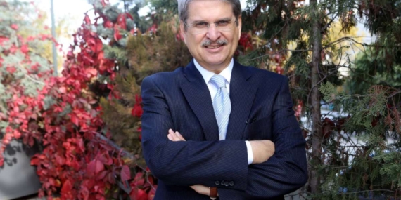 Aytun Çıray, önümüzdeki yerel seçimlerin turnusol kâğıdı olacağını söyledi: Merkezde boşluk dolmadı