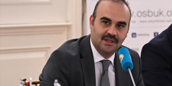 Bakan Kacır, sanayinin çarklarının hiç durmaması için gerekli her türlü adımı atmaya hazır olduklarını belirtti