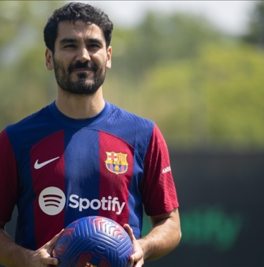 Barcelona-yeni-transferi-Ilkay-Gundogan039i-tanitti.jpg