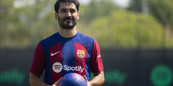 Barcelona yeni transferi İlkay Gündoğan'ı tanıttı