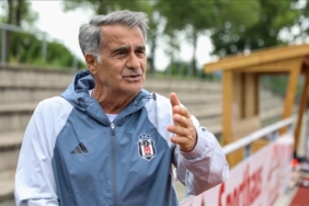 Besiktas-Teknik-Direktoru-Gunes-Kulup-elinden-geleni-yapiyor.jpg