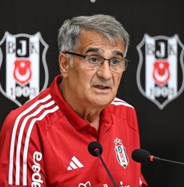 Besiktas-Teknik-Direktoru-Gunes-Sag-stoper-defansif-ve-ofansif-orta.jpg