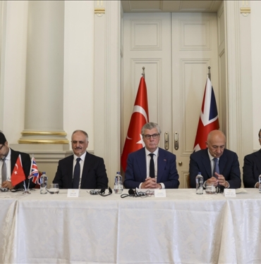 Birlesik-Krallik-Turkiye039deki-elektrikli-demir-yolu-projesi-icin-680-milyon.jpg
