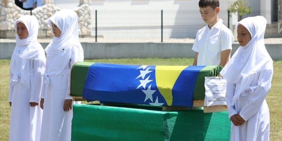 Bosna Hersek'teki savaşta Sırpların öldürdüğü 2 Boşnak sivil daha toprağa verildi