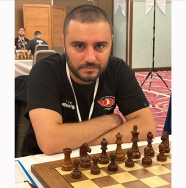 Buyukusta-Mert-Yilmazyerli-satrancta-toteme-inanmiyor.jpg