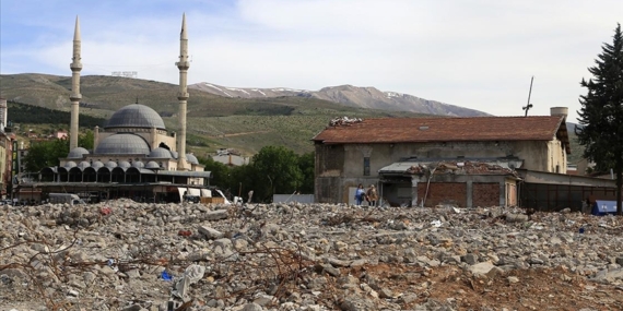 Depremin vurduğu Malatya’da “ticaretin kalbi” yeniden inşa edilecek