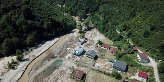 Düzce'deki selden etkilenen köyün sakinleri güvenli bir bölgeye taşınmak istiyor
